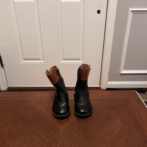 Infant Girls Children Place Boots Brown Top rest of the boot black. Size 4